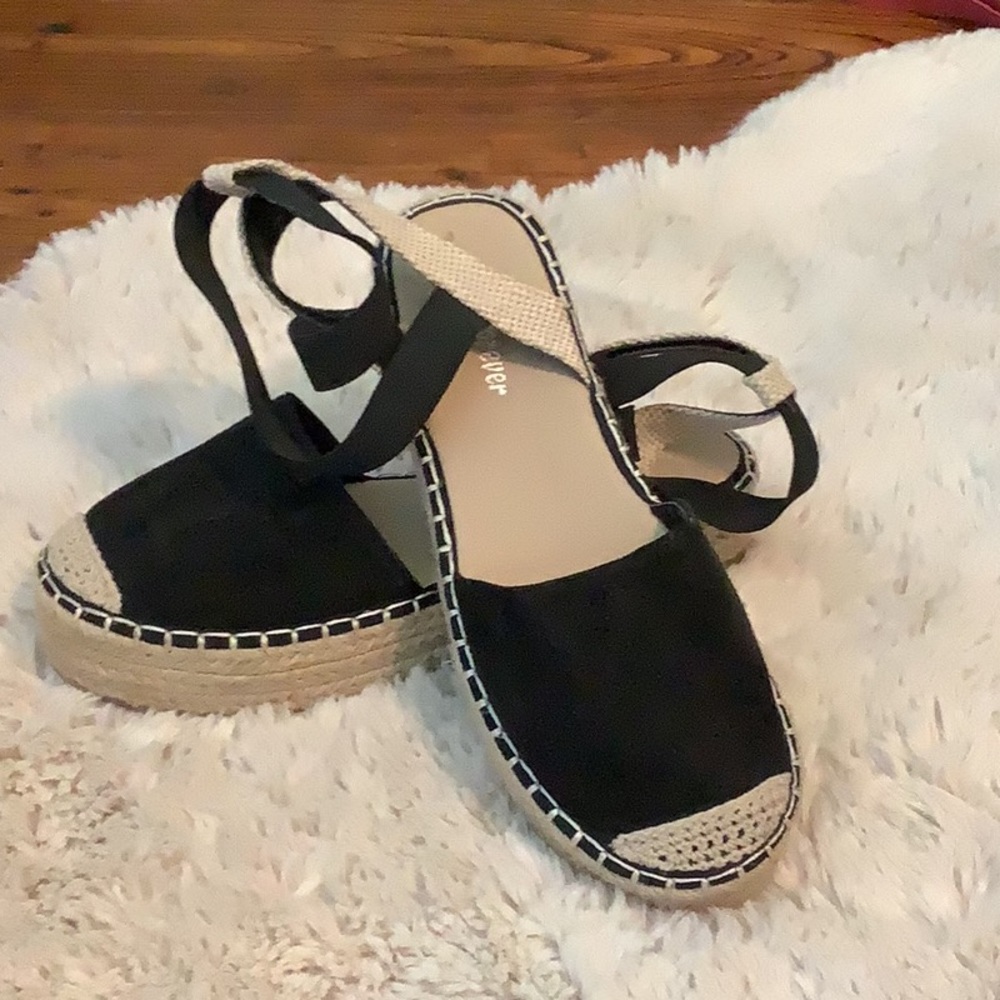 Black summer sandal